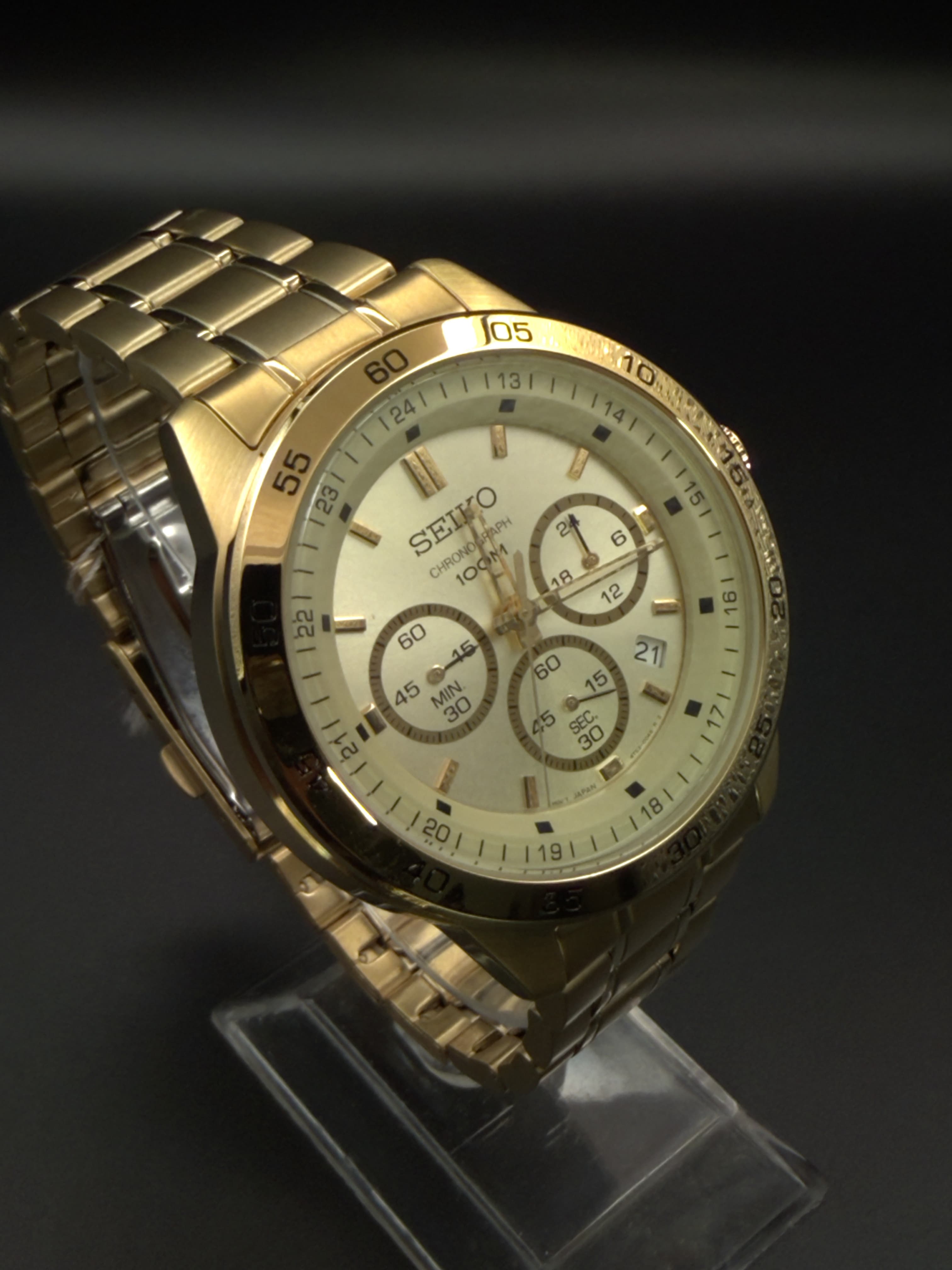 Seiko Chronograph Date 3